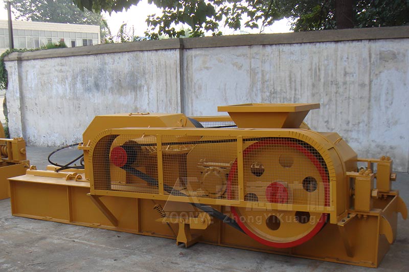 Roller crushing equipment